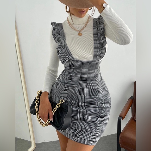 Plaid Ruffle Trim Overall Dress - Picture 2 of 14